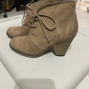 Women's Tan Ankle Boots Brand New